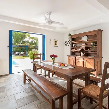Summer Pasiphae Private Pool - Bbq -beach 2min