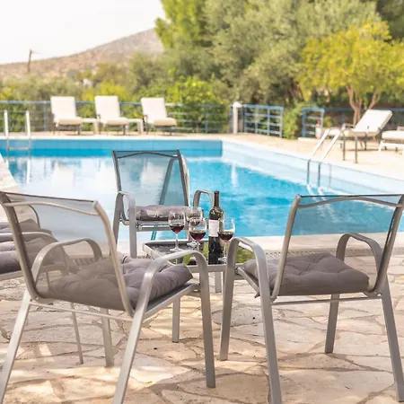 Summer Pasiphae Private Pool - Bbq -beach 2min *
